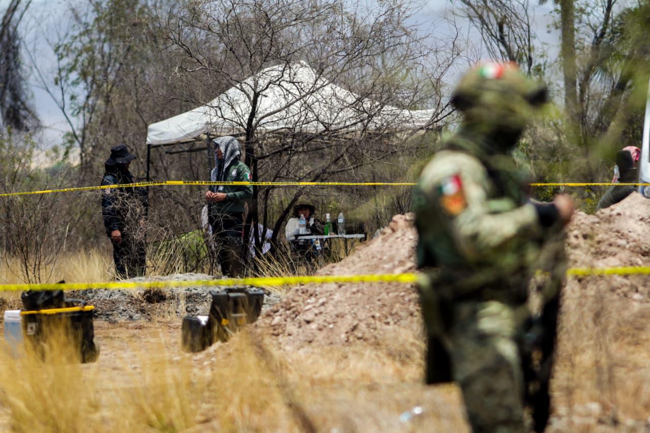 $!Hallan esqueleto humano en fosas clandestinas de zona rural en Mocorito