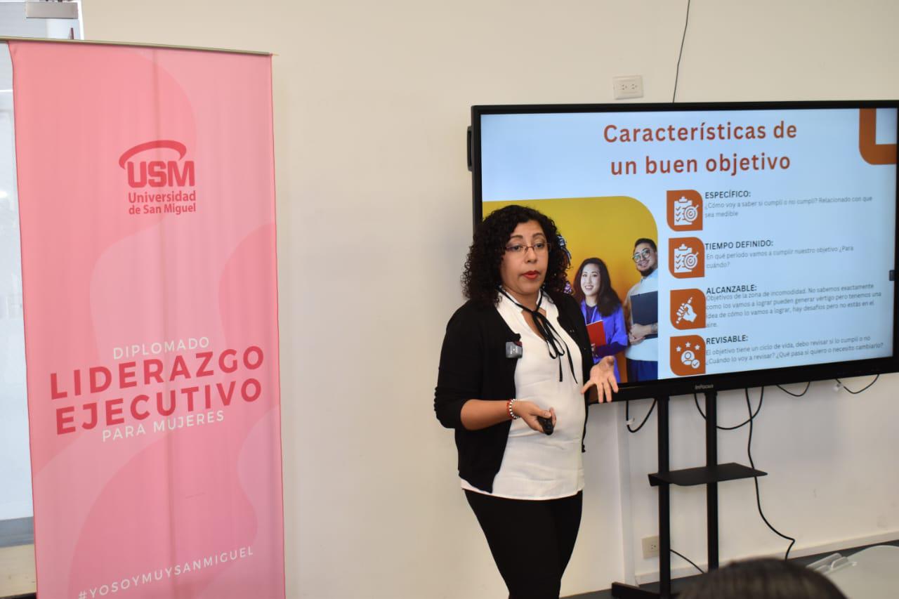 $!Promueven en Culiacán el liderazgo de la mujer en el sector empresarial