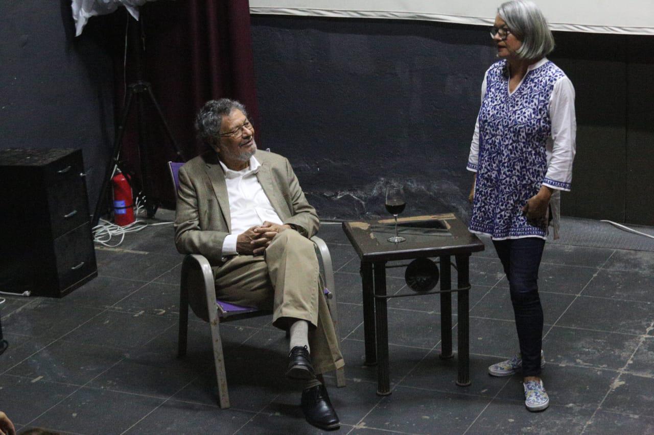 $!Escribo todas mis novelas como si fuera la primera: Élmer Mendoza