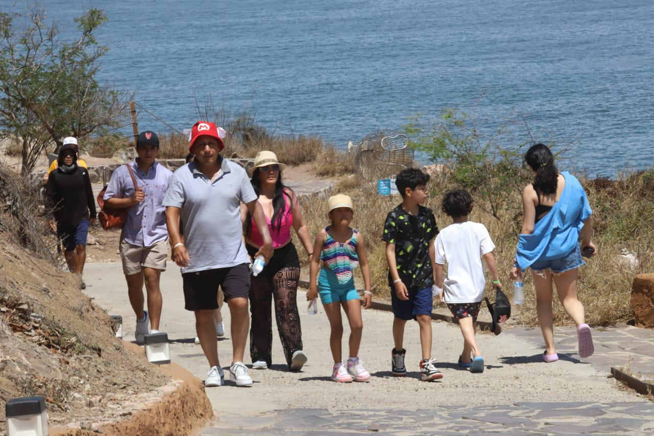 $!Continúan visitas al Faro Mazatlán, pese a clausura del mirador de cristal