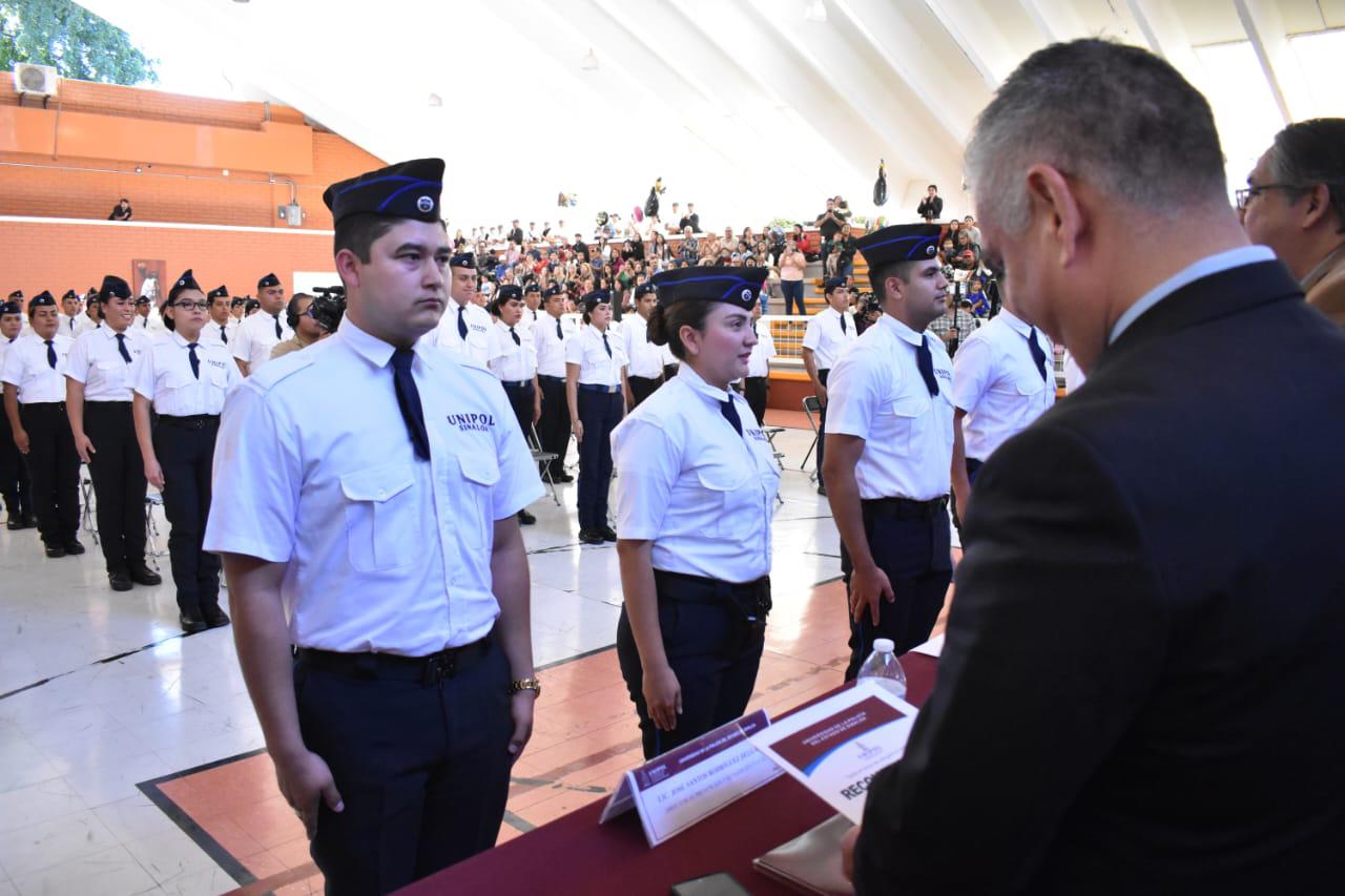 $!Se gradúan 119 policías municipales y custodios penitenciarios de la Unipol
