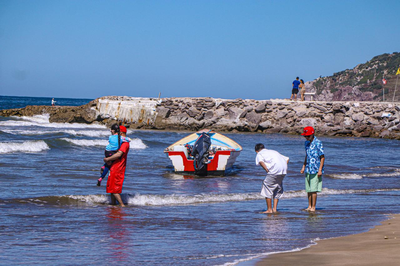 $!Hay condiciones favorables para el desarrollo de actividades en playas de Mazatlán: Capitanía de Puerto