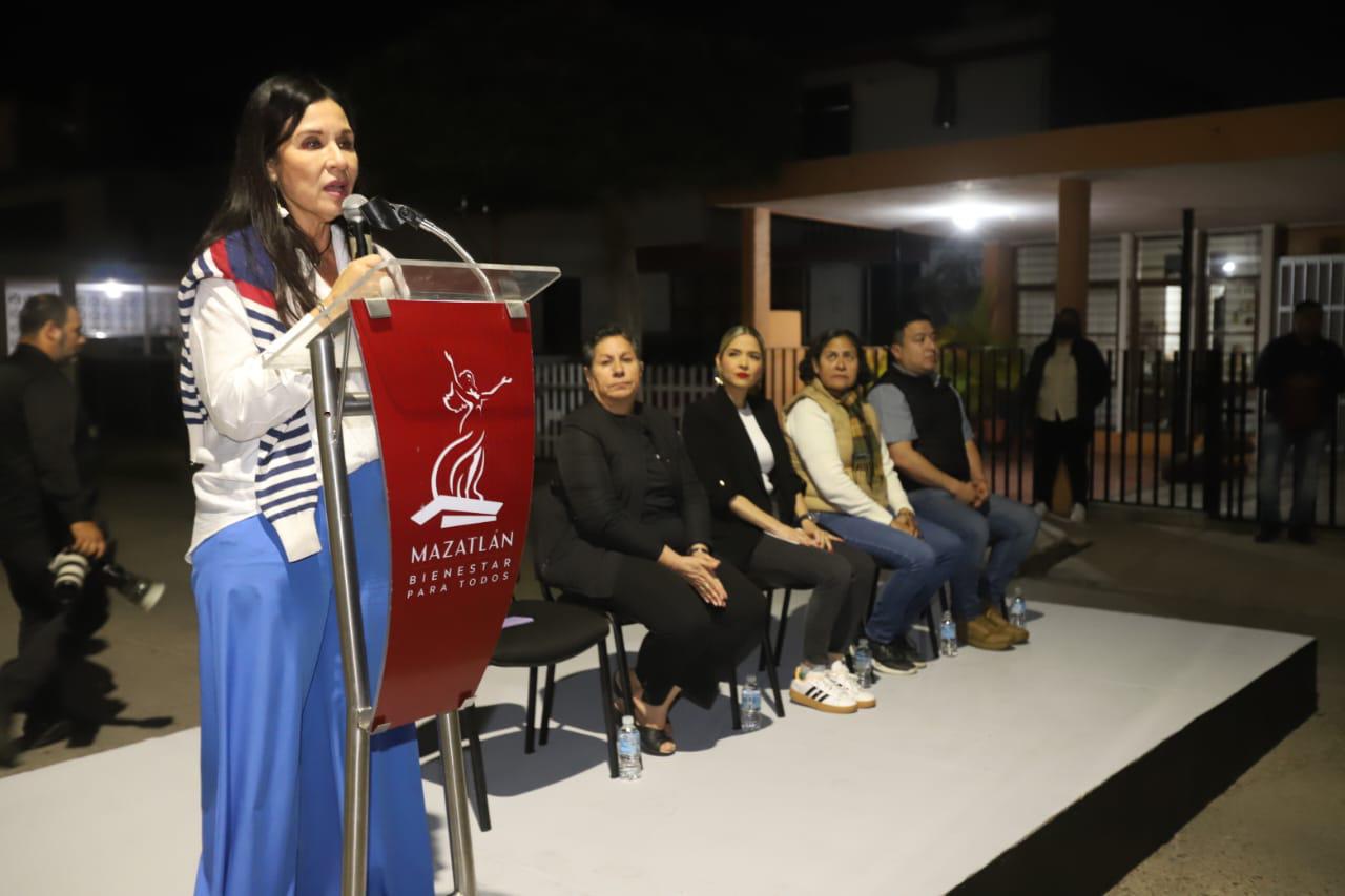 $!Instala Gobierno de Mazatlán 114 luminarias en las colonias Campo Bello, Brisas del Mar y San Ángel