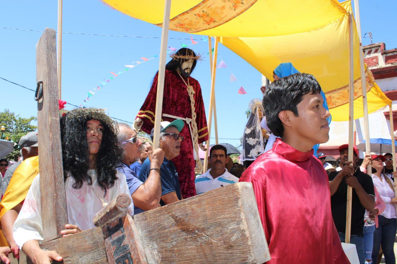 $!Se cumplen 322 años del tradicional Viacrucis de la comunidad indígena de Matatán