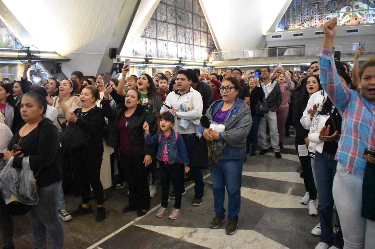 $!Con las Mañanitas, fieles de Culiacán agradecen y celebran a la Virgen de Guadalupe