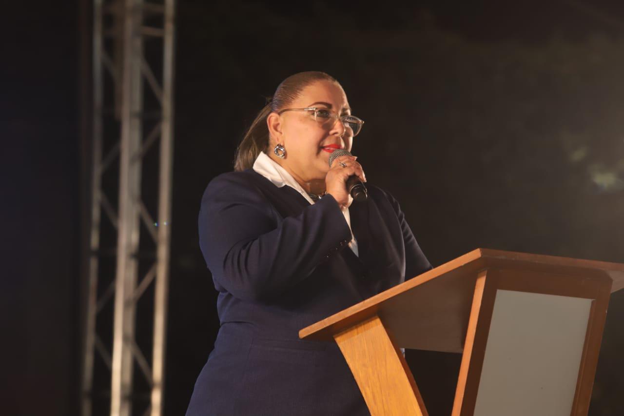 $!Miss Laura Isabel Córdova Carreón, dio la bienvenida a los participantes.