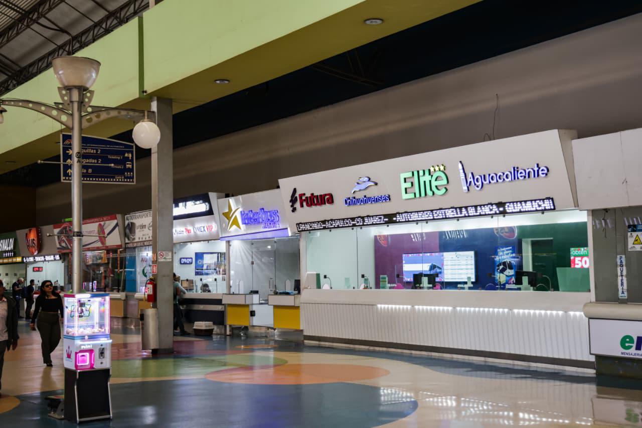 $!Incertidumbre en la Central de Autobuses de Culiacán: líneas suspenden salidas por violencia