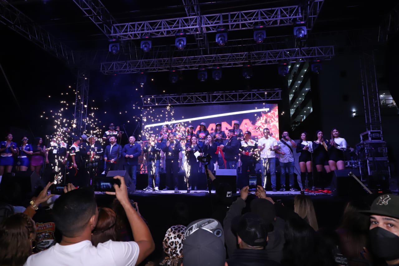$!Entre el rugir de los vehículos se inaugura la tercera edición de la Semana de la Troca
