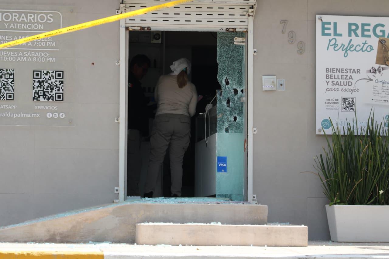 $!Balean fachada de spa y salón de belleza en Las Quintas, Culiacán