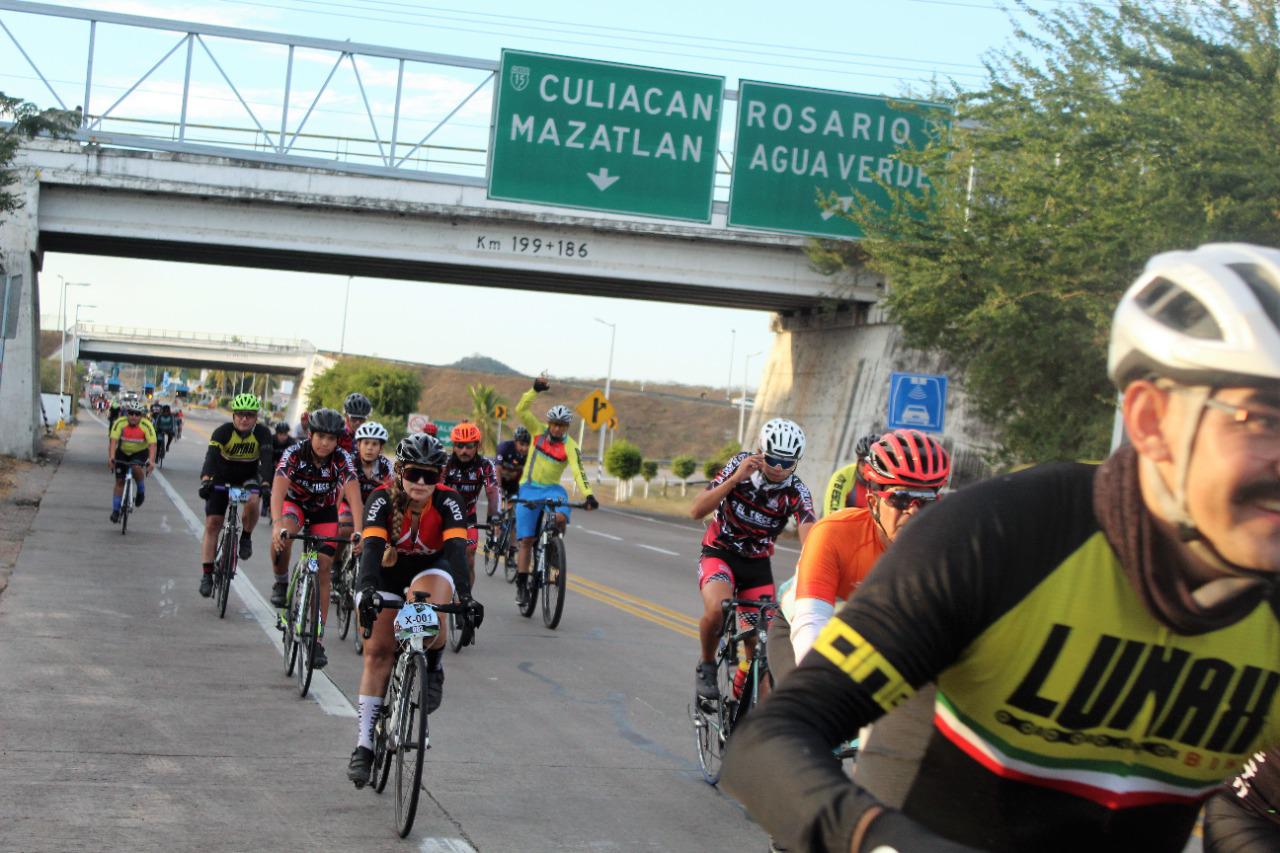 $!Mónico Lizárraga: Ciclistas sinaloenses le rinden tributo con exitosa Ruta del Mono