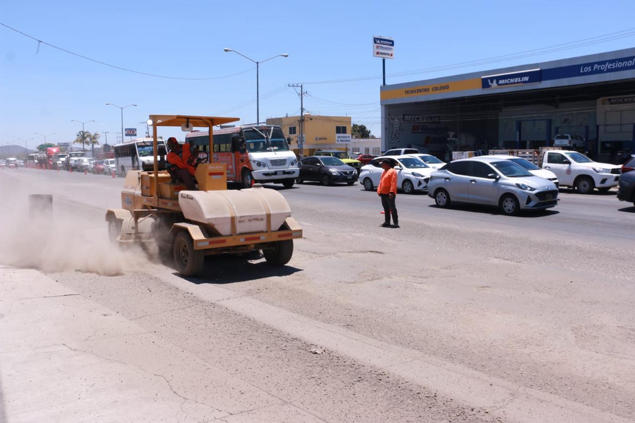 $!Restringen parcialmente el paso por el Libramiento Colosio ante la obra de puente vehicular