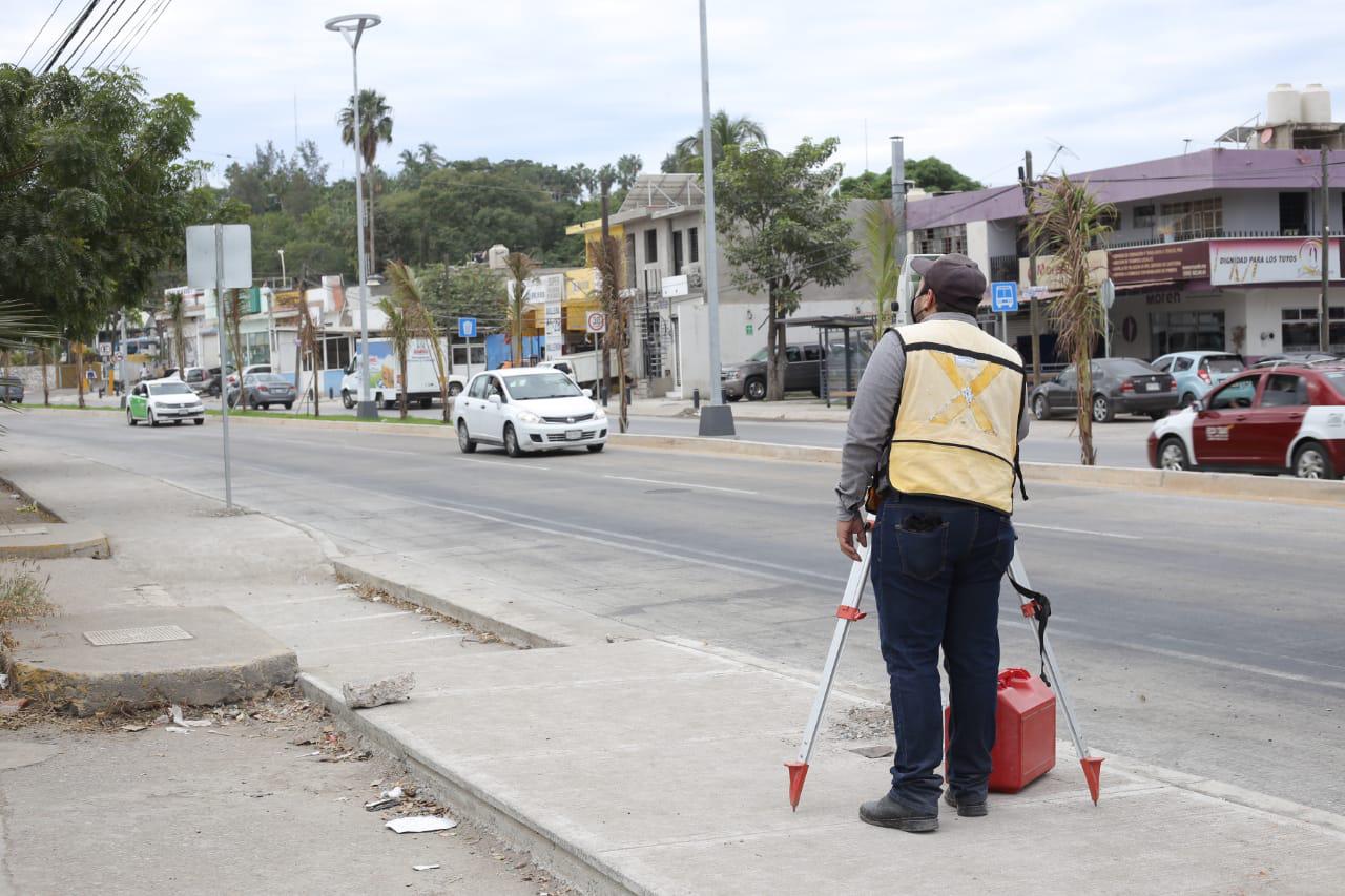 $!A casi un mes de inaugurada, la Avenida Gabriel Leyva, en Mazatlán, aún no está terminada