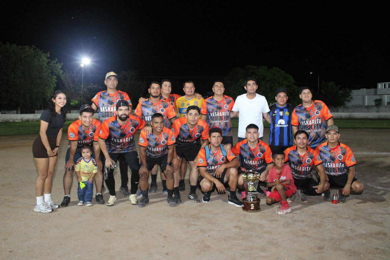 $!Team Chavis se corona en la final del Primer Torneo Varonil Libre de Futbeis en Escuinapa
