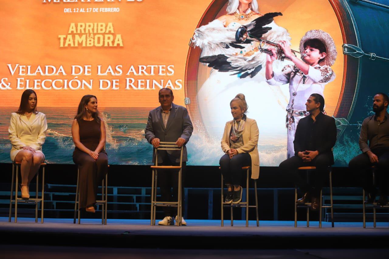 $!Las personas que estarán a cargo de los diferentes actividades estuvieron presentes en la rueda de prensa que se ofreció en el Teatro Ángela Peralta.
