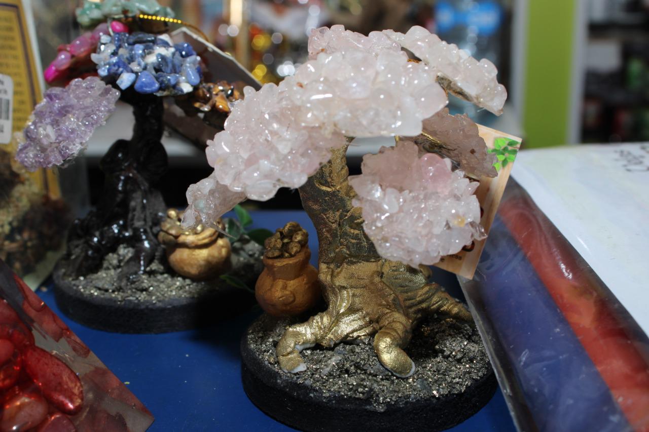 $!Escuinapenses buscan polvos, ramas o incienso para tener un mejor 2023