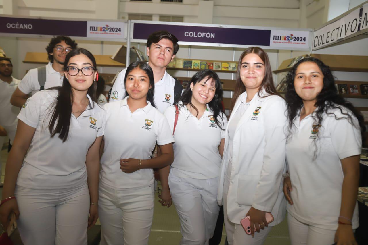 $!Mónica Polanco, Mariel Huerta, Félix Corona, Anna Valdez, Alejandro Mora y Fernanda Valdez.