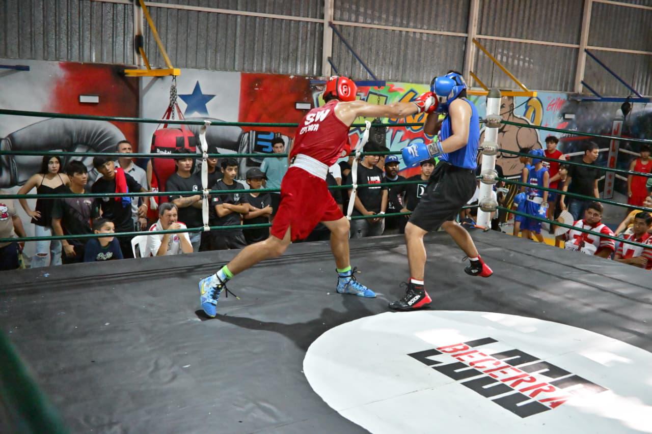 $!El semillero del boxeo mazatleco sube al ring en el Torneo ‘Loco’ Becerra