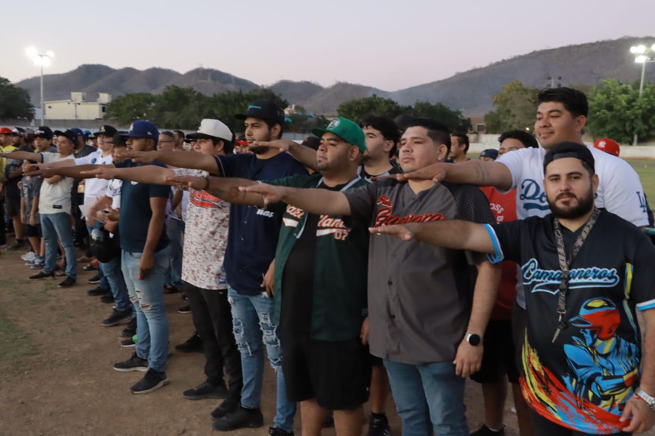 $!Inauguran la liga municipal de softbol varonil en Rosario