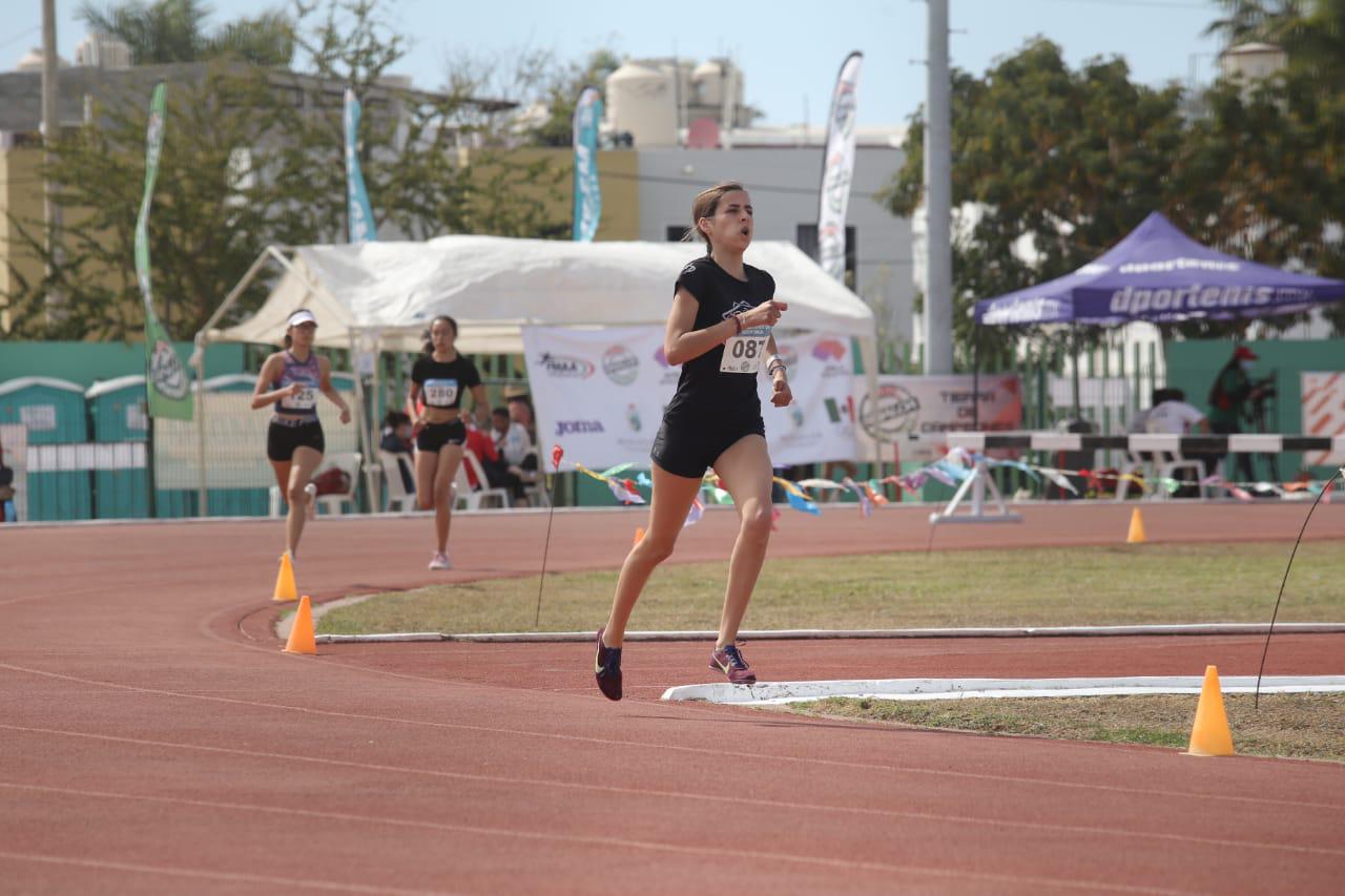 $!Navolato conquista los relevos 4x400 en Festival de Medio y Fondo Mazatlán 2021