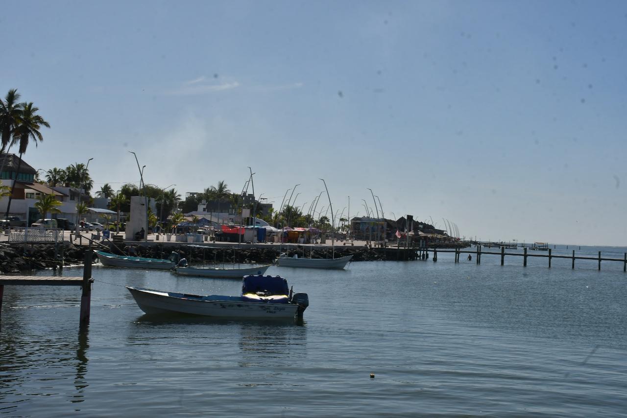 $!Visitantes reportan desde playas impecables hasta presencia de desechos en Altata