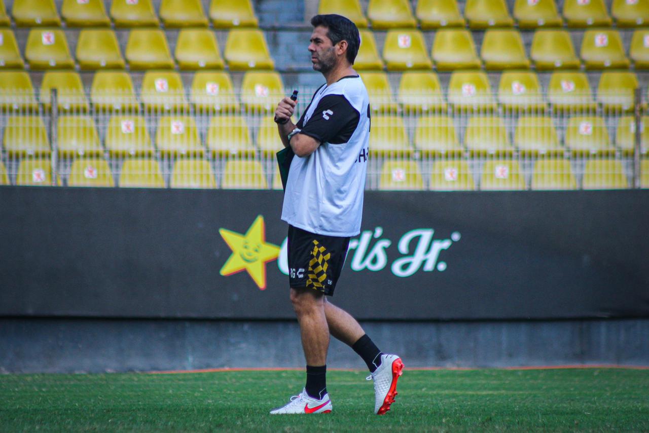 $!‘Estamos de regreso’: Rafael García, DT de Dorados