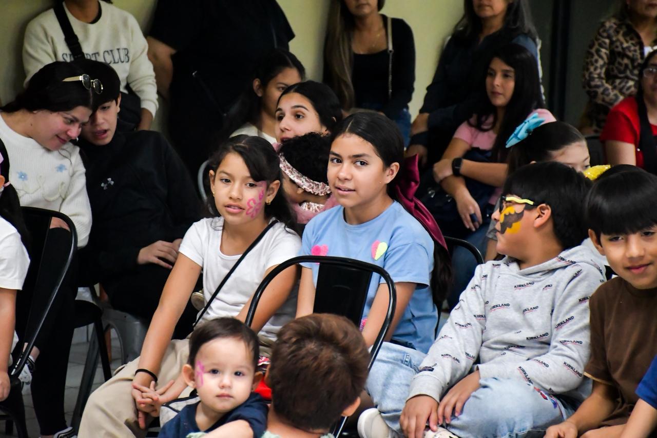 $!Arriban los Reyes Magos de Noroeste a Culiacán y cumplen deseos de niñas y niños