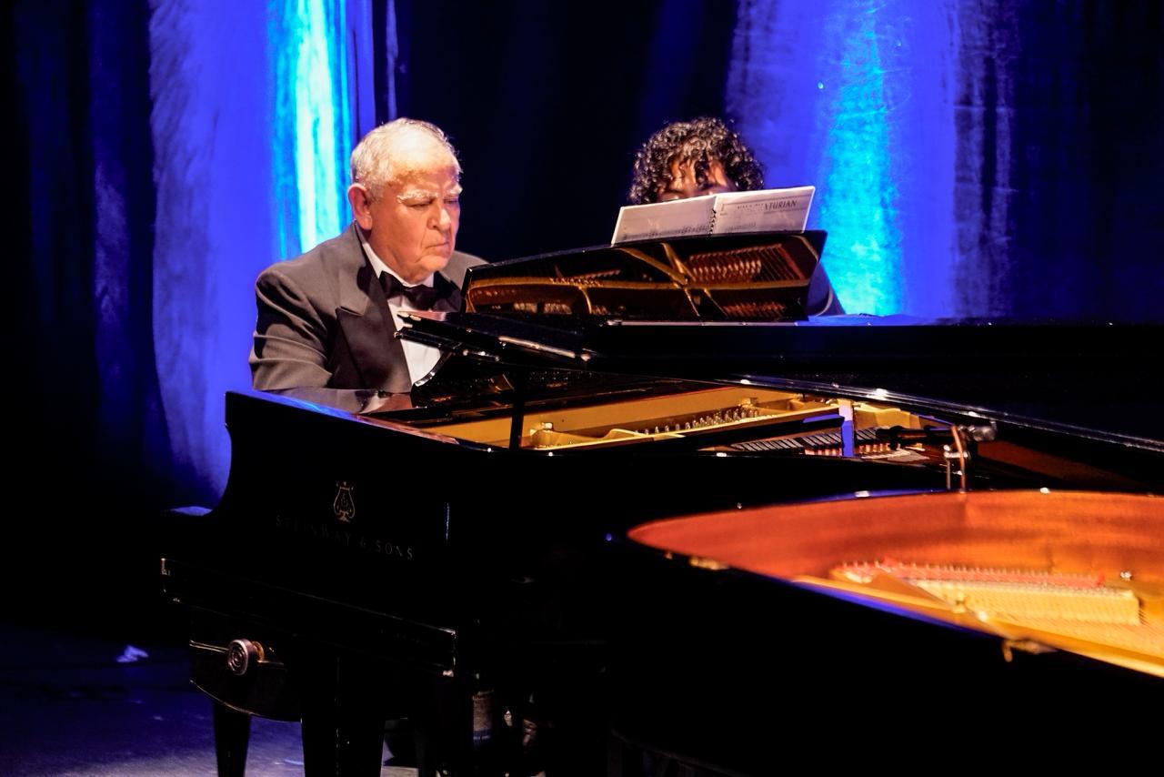 $!El maestro Antonio González.