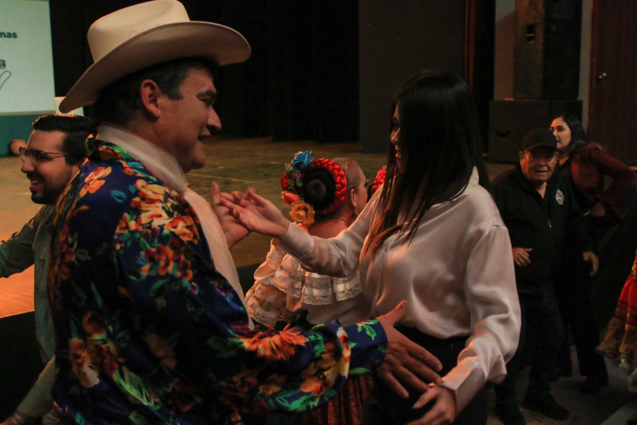 $!Inauguran encuentro para la comunidad de sordos en Culiacán