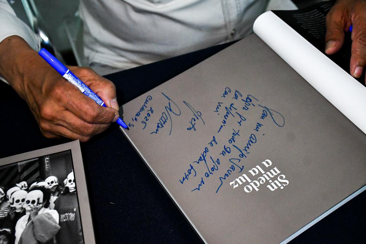 $!Pedro Valtierra presenta ‘Sin miedo a la luz’, un reflejo de 50 años de fotoperiodismo