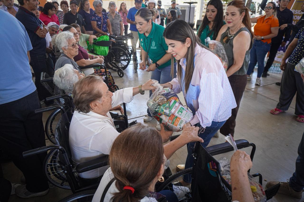 $!Lleva DIF Culiacán más de 850 servicios gratuitos y apoyos a la colonia Emiliano Zapata