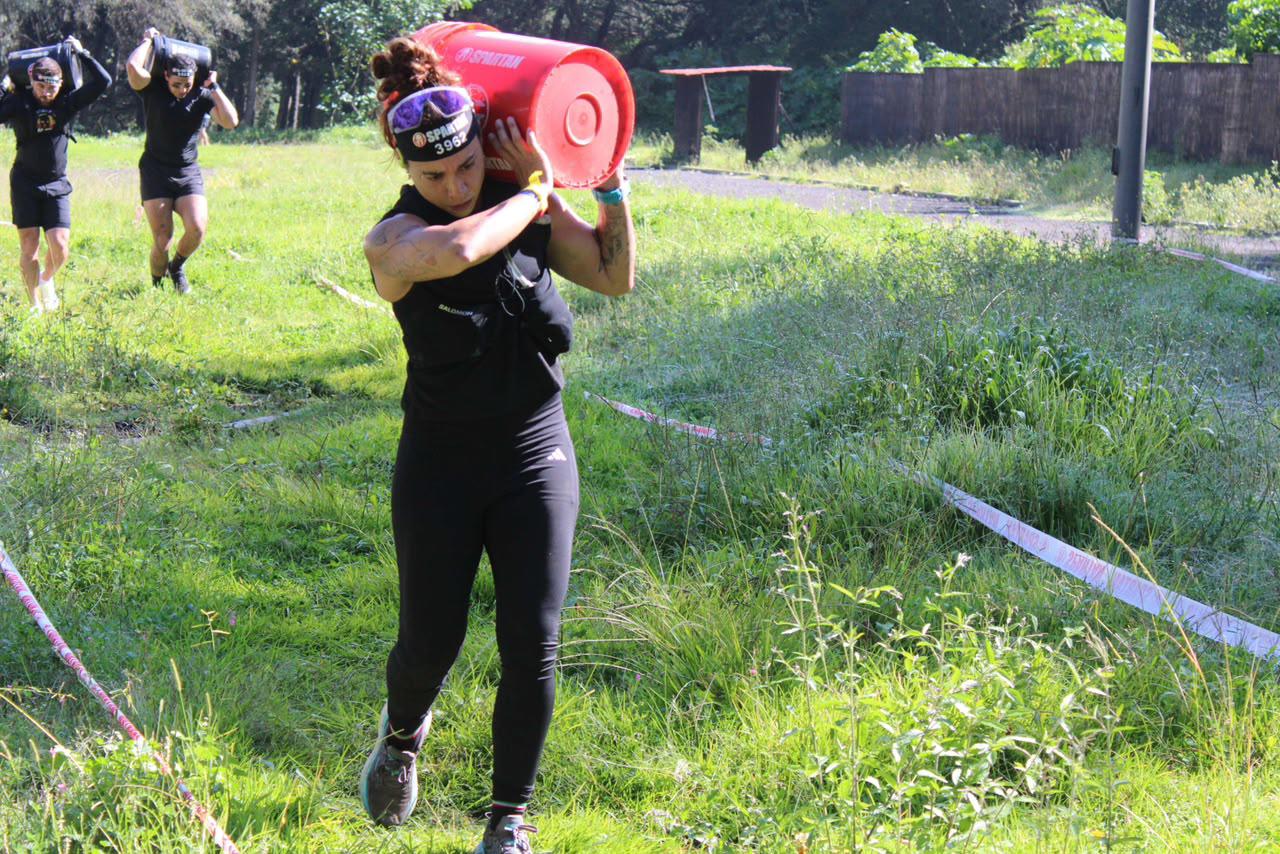 $!Mazatlecos destacan en la México Spartan Race 2026 al completar la exigente Trifecta