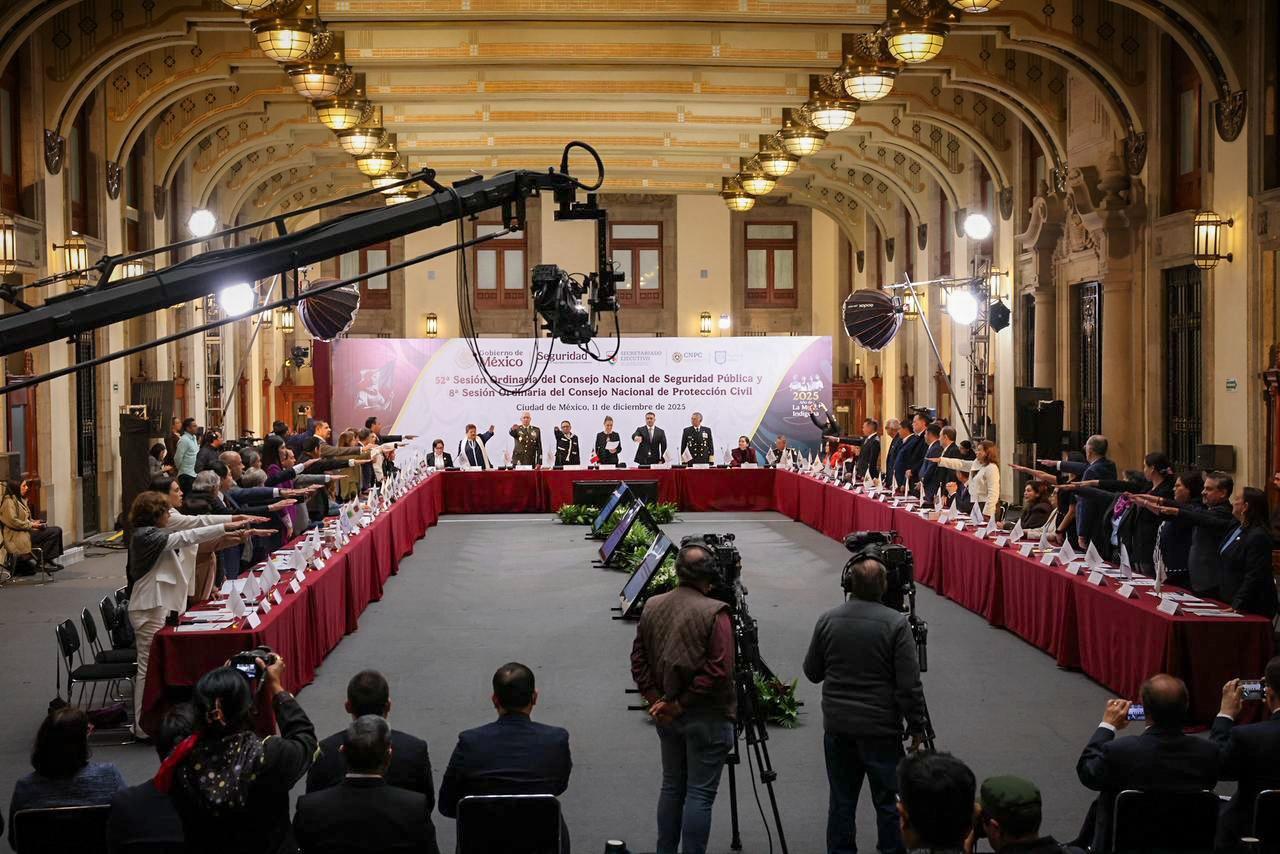 $!Asiste Rocha Moya a sesiones del Consejo Nacional de Seguridad Pública y de Protección Civil Nacional