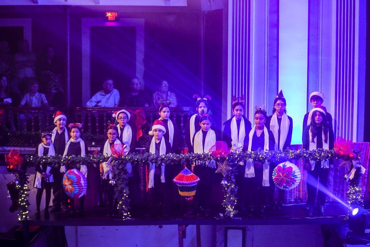 $!Mostraron su talento las voces del Coro Ángela Peralta, del Ensamble Vocal del CMA, y del Coro Infantil del Instituto de Cultura.