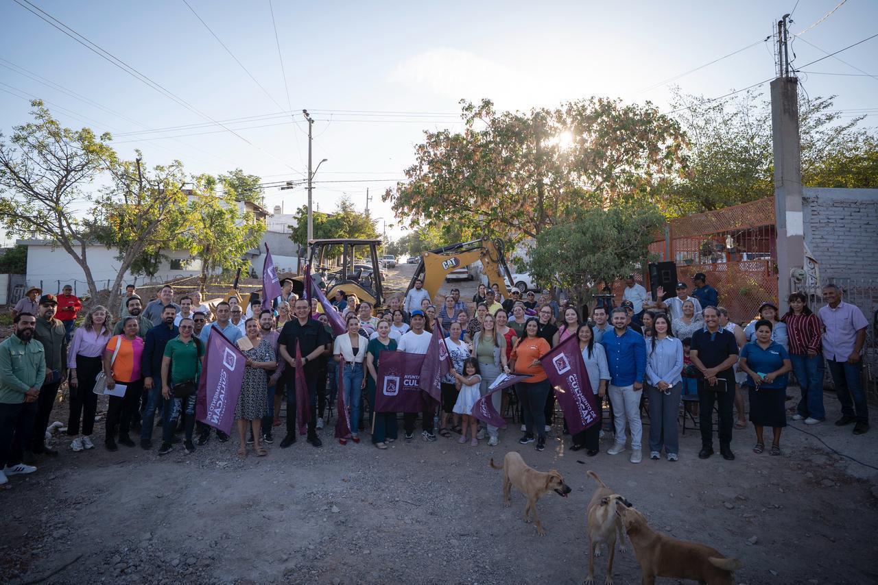 $!Inicia Gobierno de Culiacán pavimentación de calles en la colonia Domingo Rubí con inversión de $6.35 millones