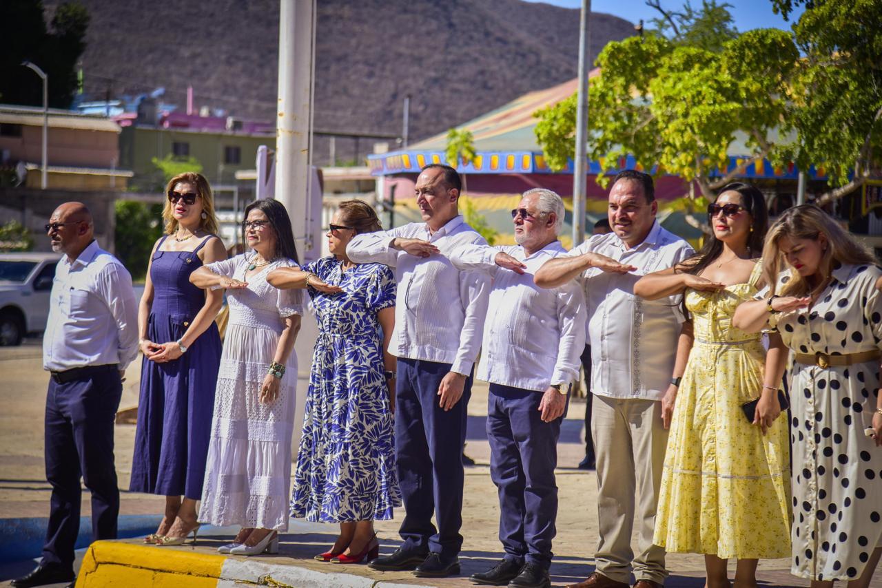 $!Honran en Topolobampo el legado y sacrificio naval en el 84 aniversario del Día de la Marina