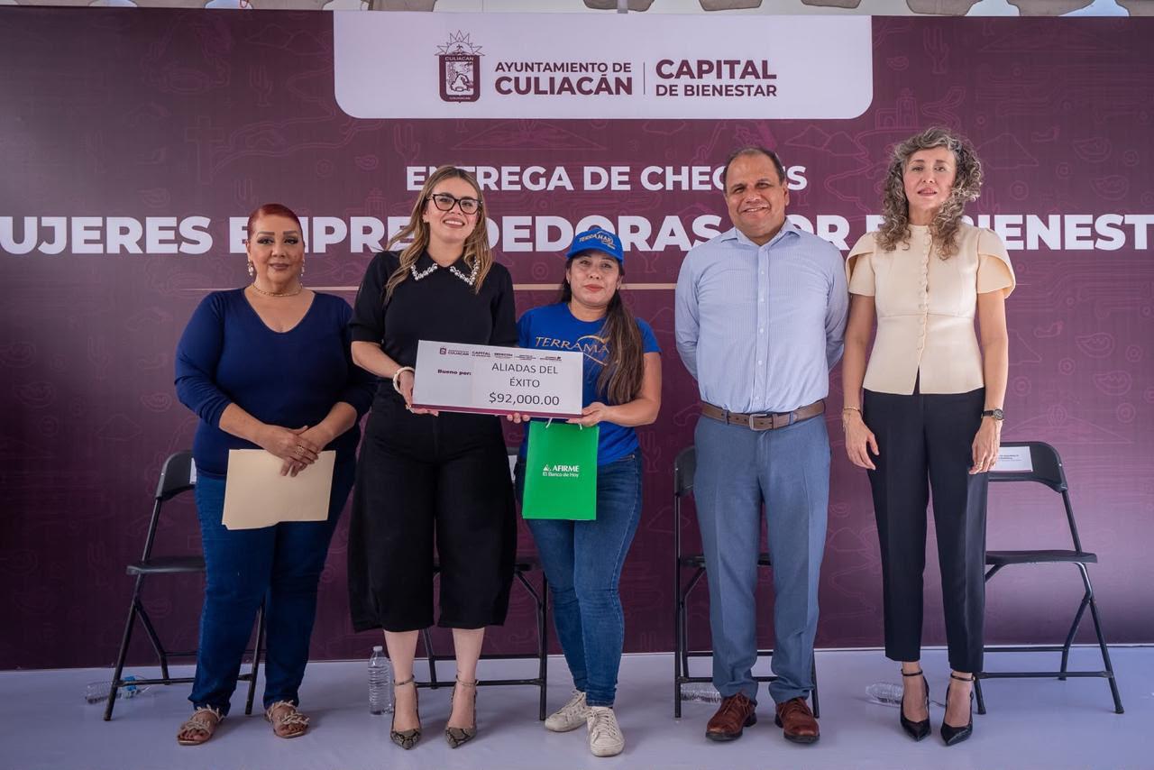 $!Apoya Ayuntamiento de Culiacán a 125 emprendedoras con créditos para sus negocios