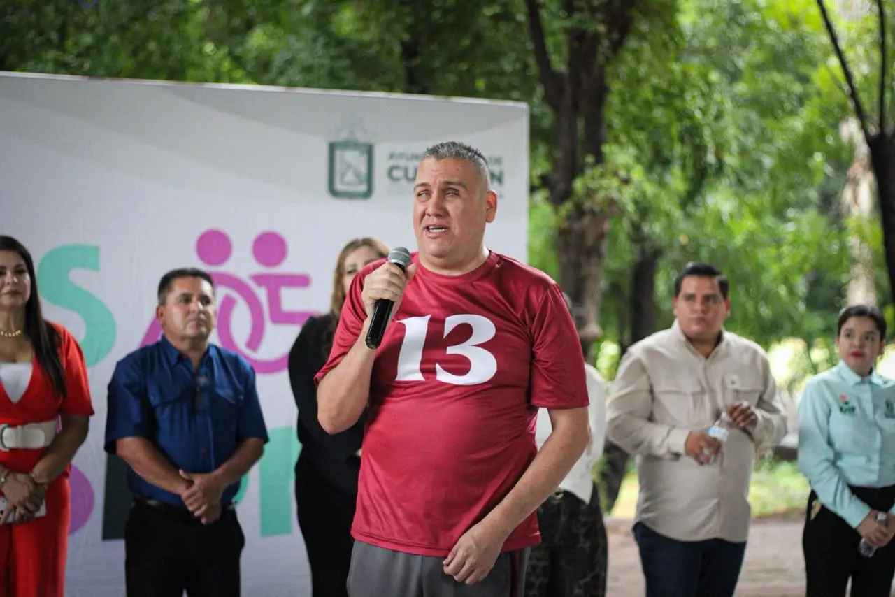$!Llevan programa Somos Inclusión a preparatoria Victoria del Pueblo en Culiacán