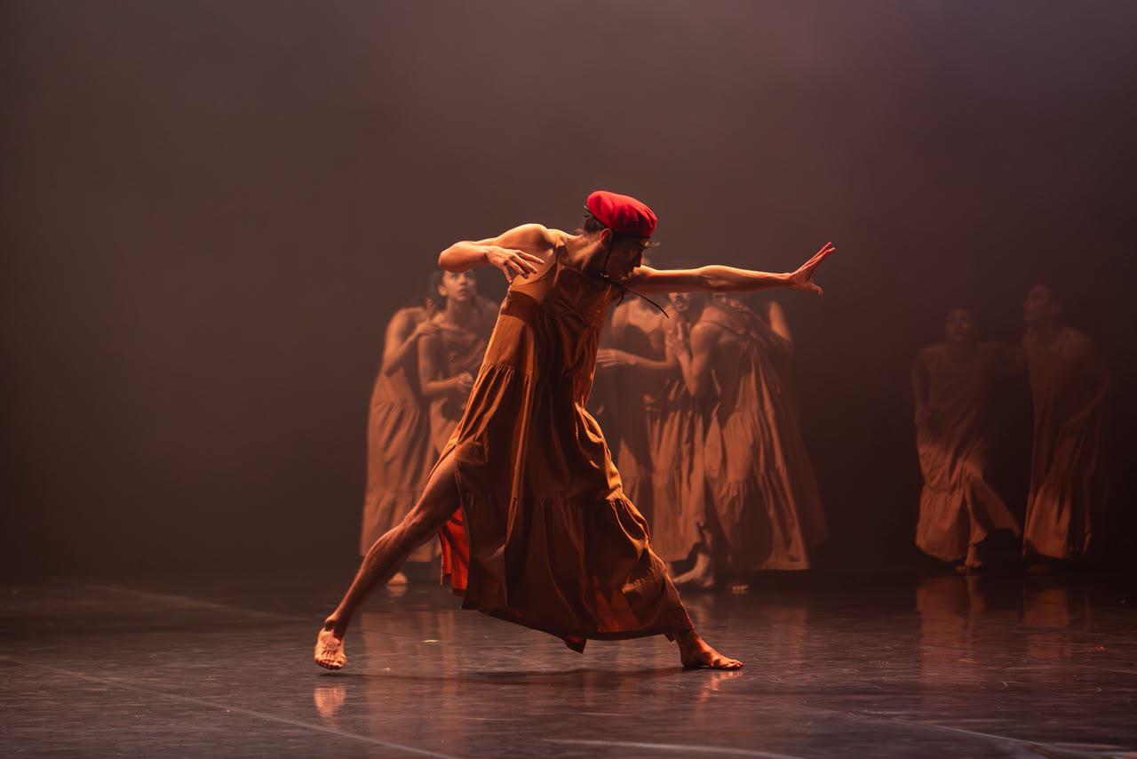 $!Los bailarines compartieron un programa de altísimo nivel técnico e interpretativo.