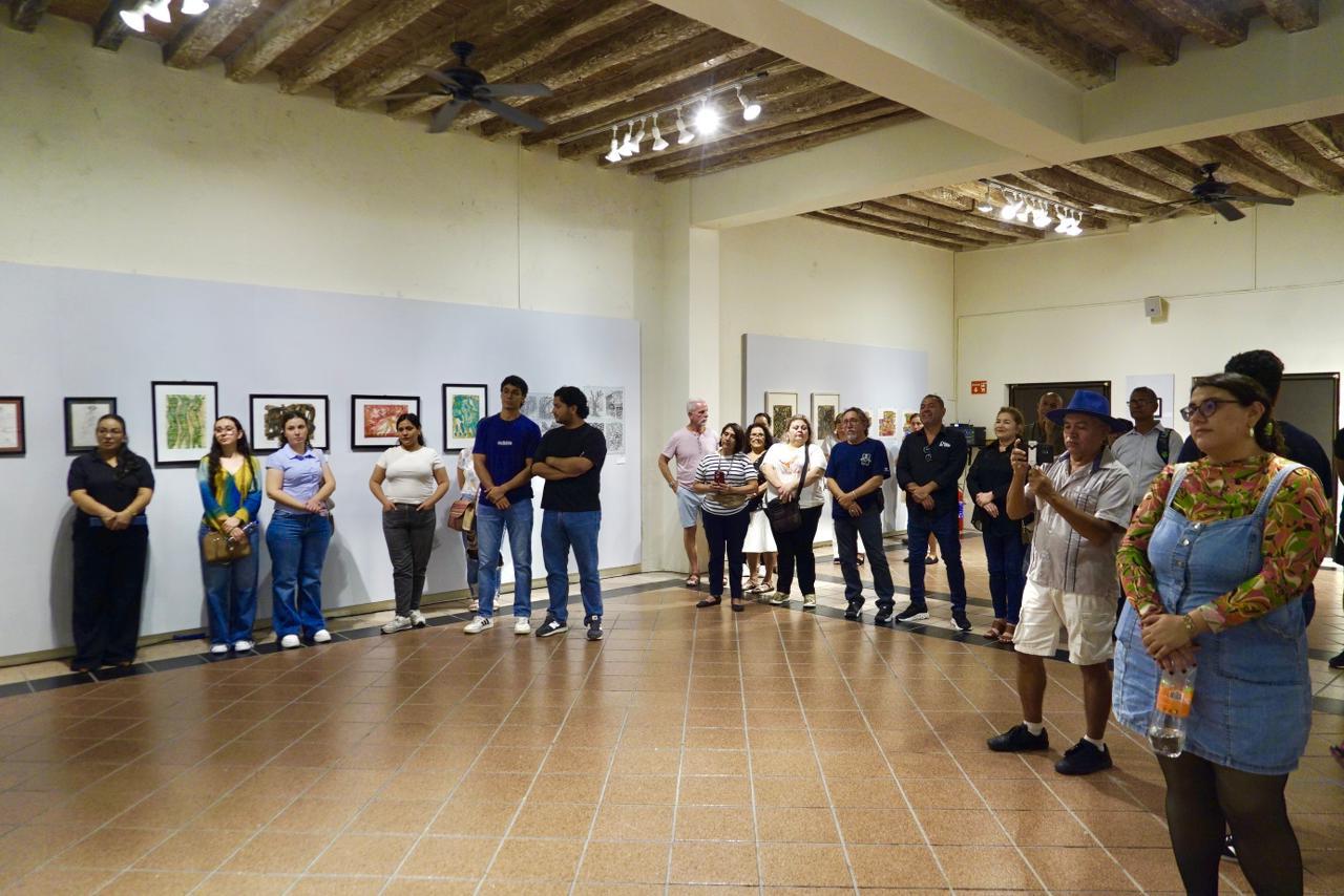 $!En la Galería Ángela Peralta de Mazatlán se presenta la exposición.