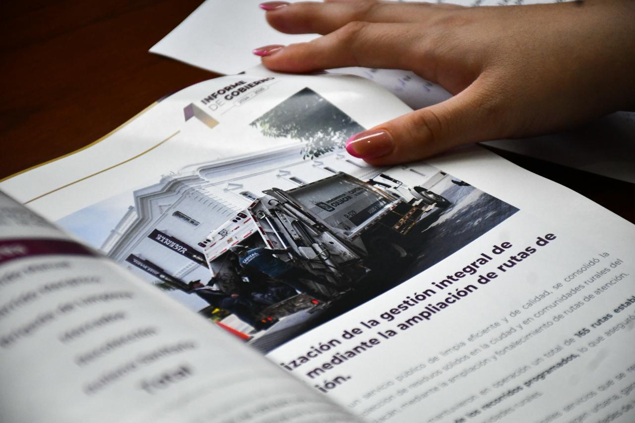 $!Entrega Alcalde de Culiacán a Cabildo Informe de Gobierno de su primer año