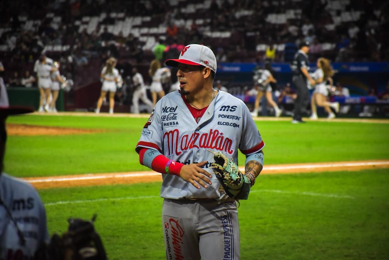 $!Tomateros remonta con rally explosivo y empata la serie en casa