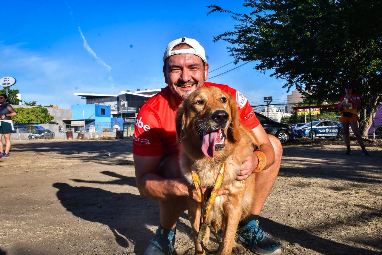 $!Festeja Mueblería Valdez Baluarte medio siglo de existencia con carrera con causa en Culiacán