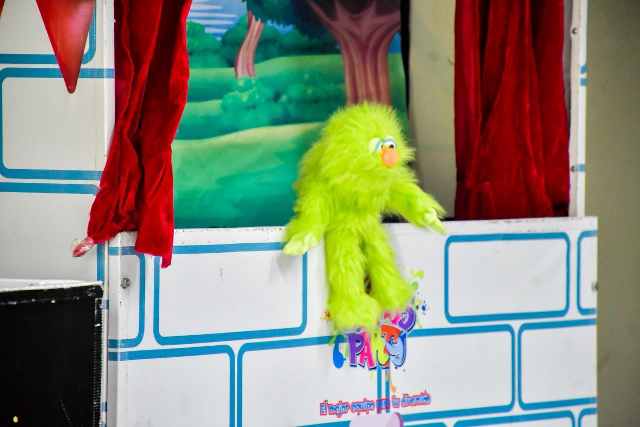 $!Arriban los Reyes Magos de Noroeste a Culiacán y cumplen deseos de niñas y niños