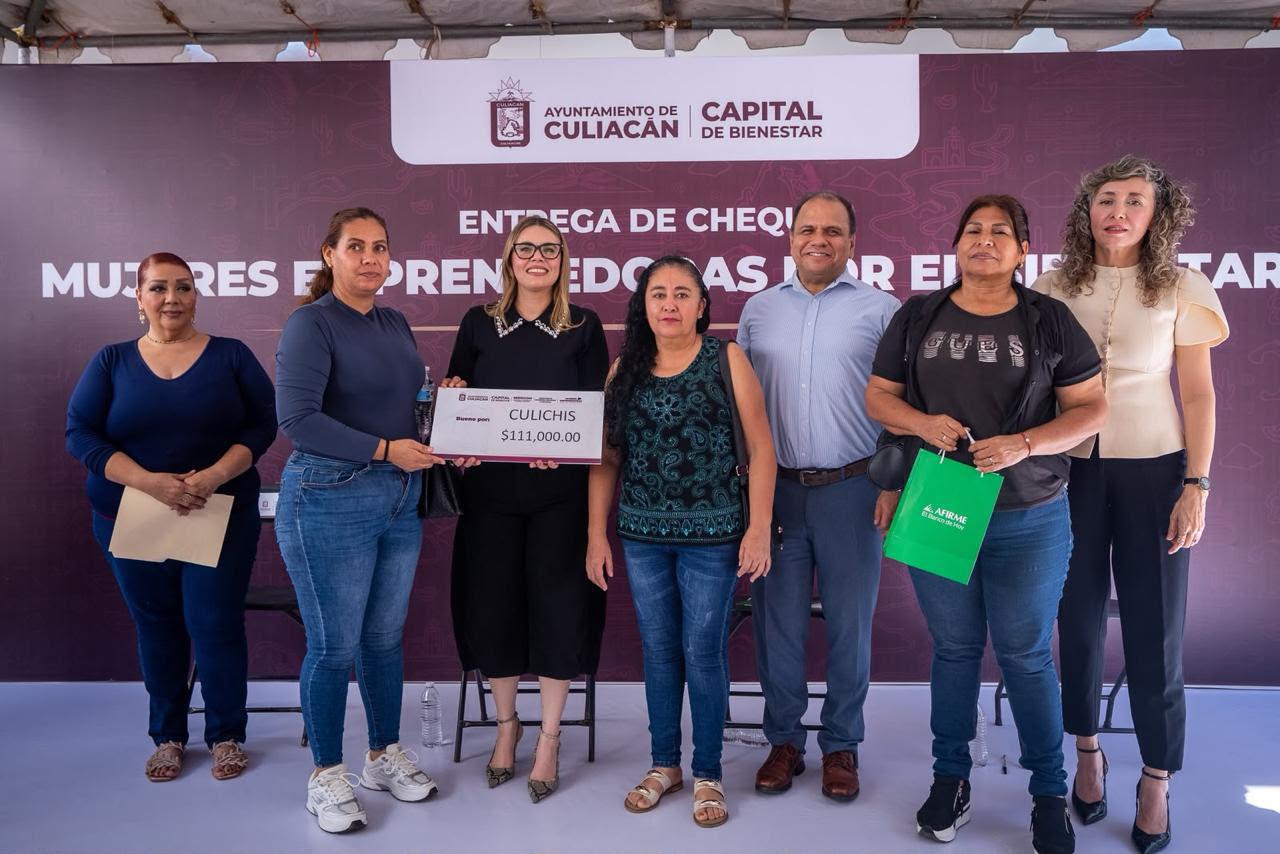 $!Apoya Ayuntamiento de Culiacán a 125 emprendedoras con créditos para sus negocios