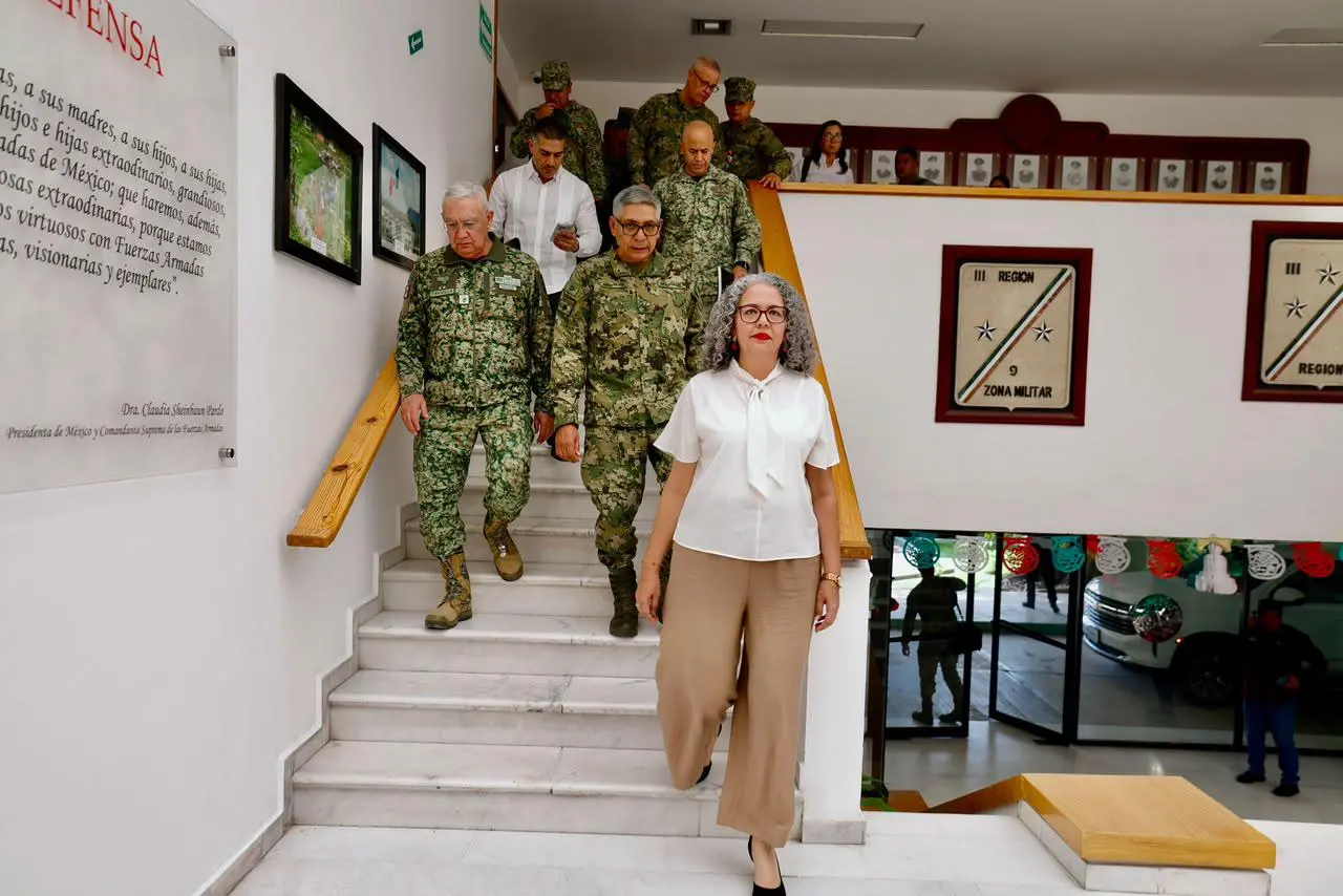 $!Se reúne Graciela Domínguez con Gabinete de Seguridad en Mazatlán; acuerdan reforzar seguridad en Sinaloa