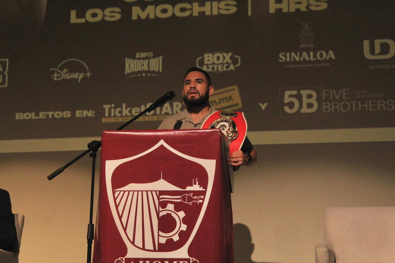 $!Presentan función estelarizada por Eduardo Núñez con su título mundial en juego