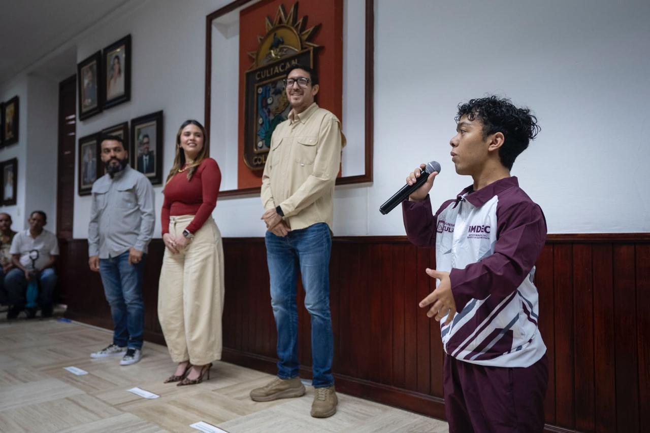$!Abanderan a delegación Culiacán rumbo a la Paralimpiada Conade 2026