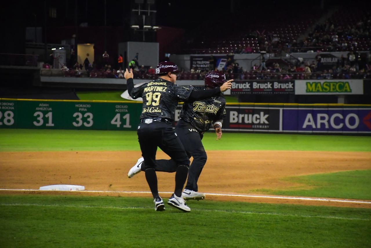 $!Tomateros blanquea a Algodoneros y se lleva la serie en casa