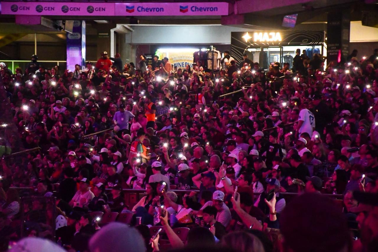 $!Tomateros pega primero en semifinales con blanqueada sobre Algodoneros