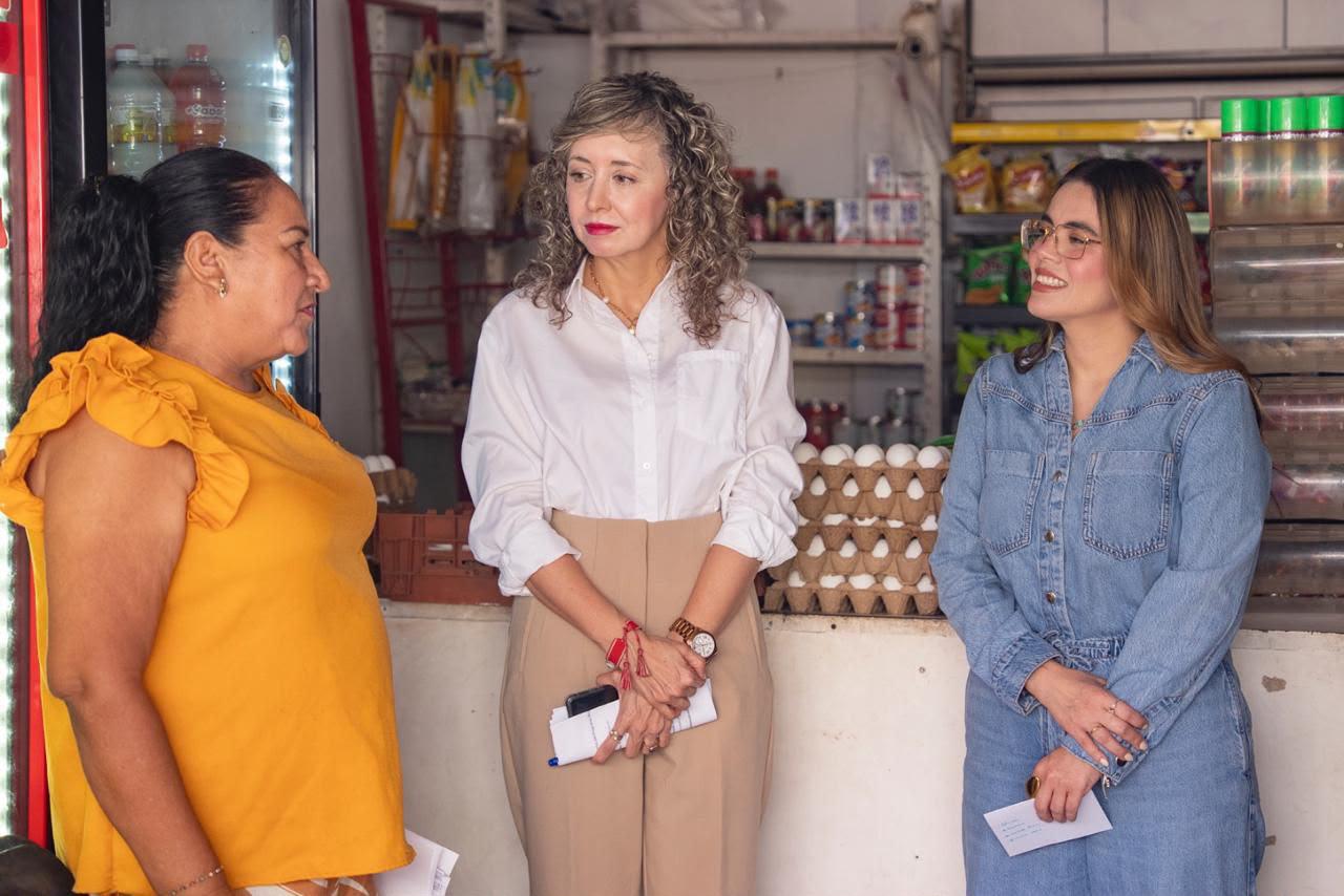 $!Gobierno de Culiacán entrega más apoyos del programa Mujeres Emprendedoras por el Bienestar